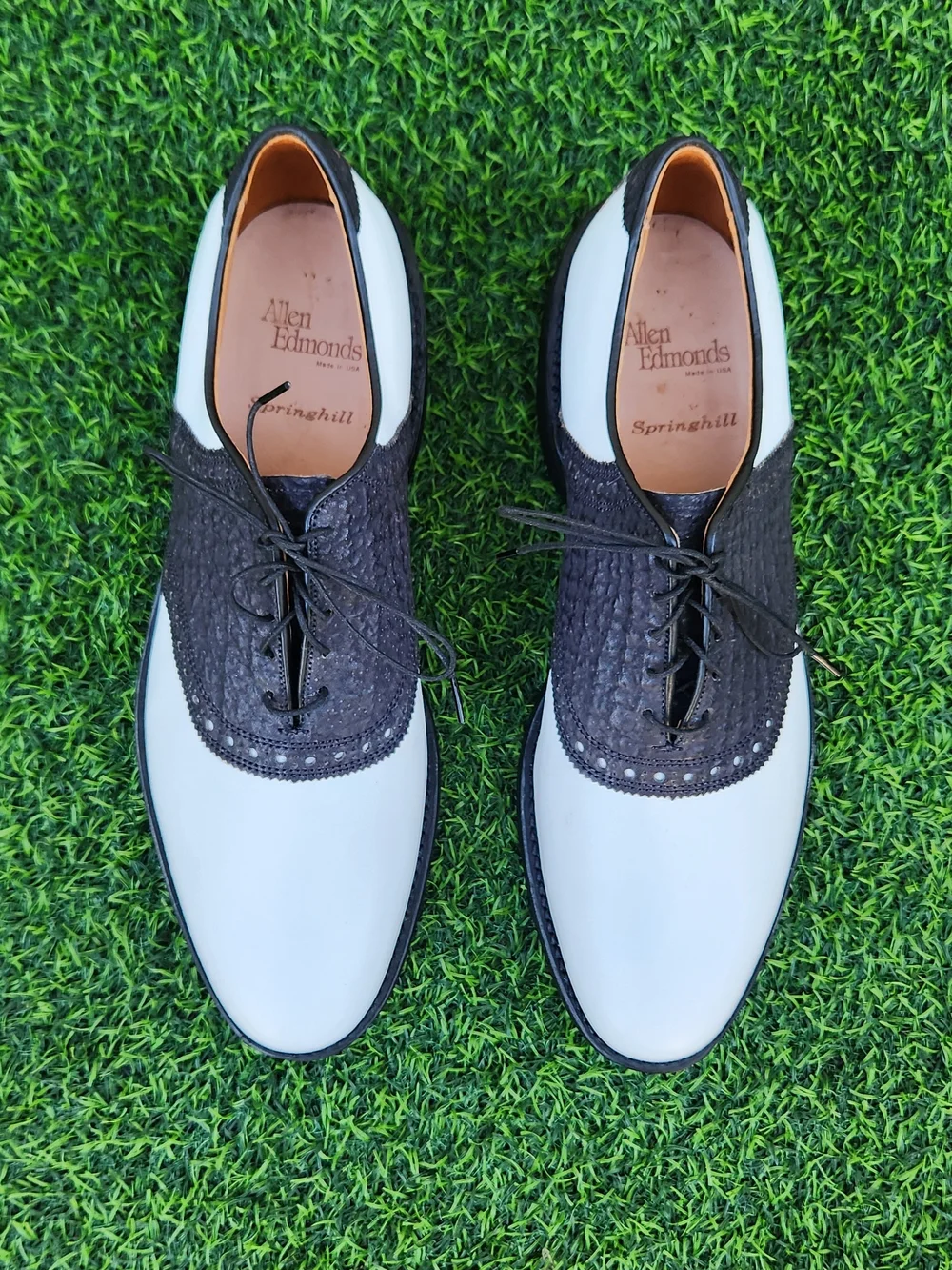 Allen Edmonds Black & White Two-Tone Wingtip Oxford Golf Shoes – Men’s Size 12